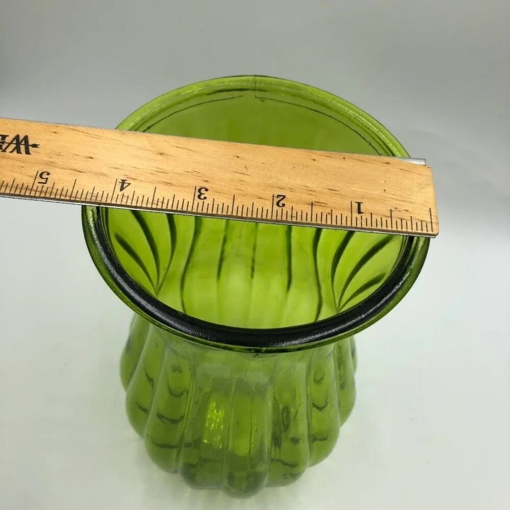 Vintage Green Glass Flower Plant Vase Indoor Tabletop Display Collectible Decor